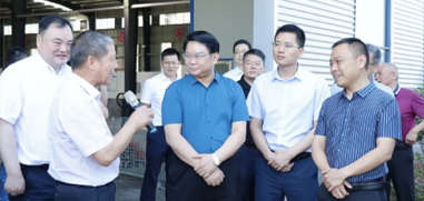 市委常委、常務(wù)副市長(zhǎng)李明生在蘆溪調(diào)研電瓷電氣產(chǎn)業(yè)鏈工作